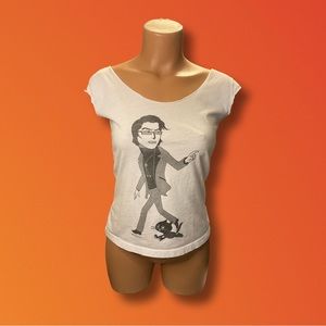 Portrait with black cat print Tee